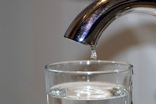 Akut läcka på vattenledning till Söderfors